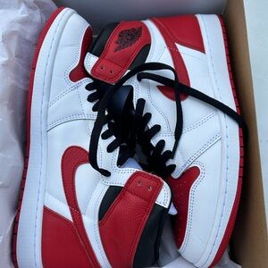 Nike Jordan 1 Retro University Red and White